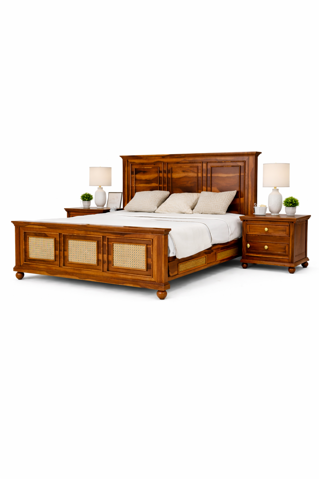 The Kingstone Heritage Shisham wood bed