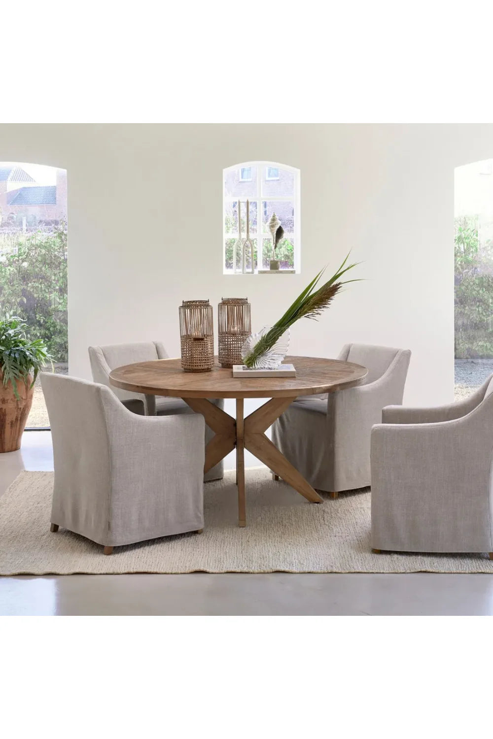 Solid Oak Wood Round Dining Table