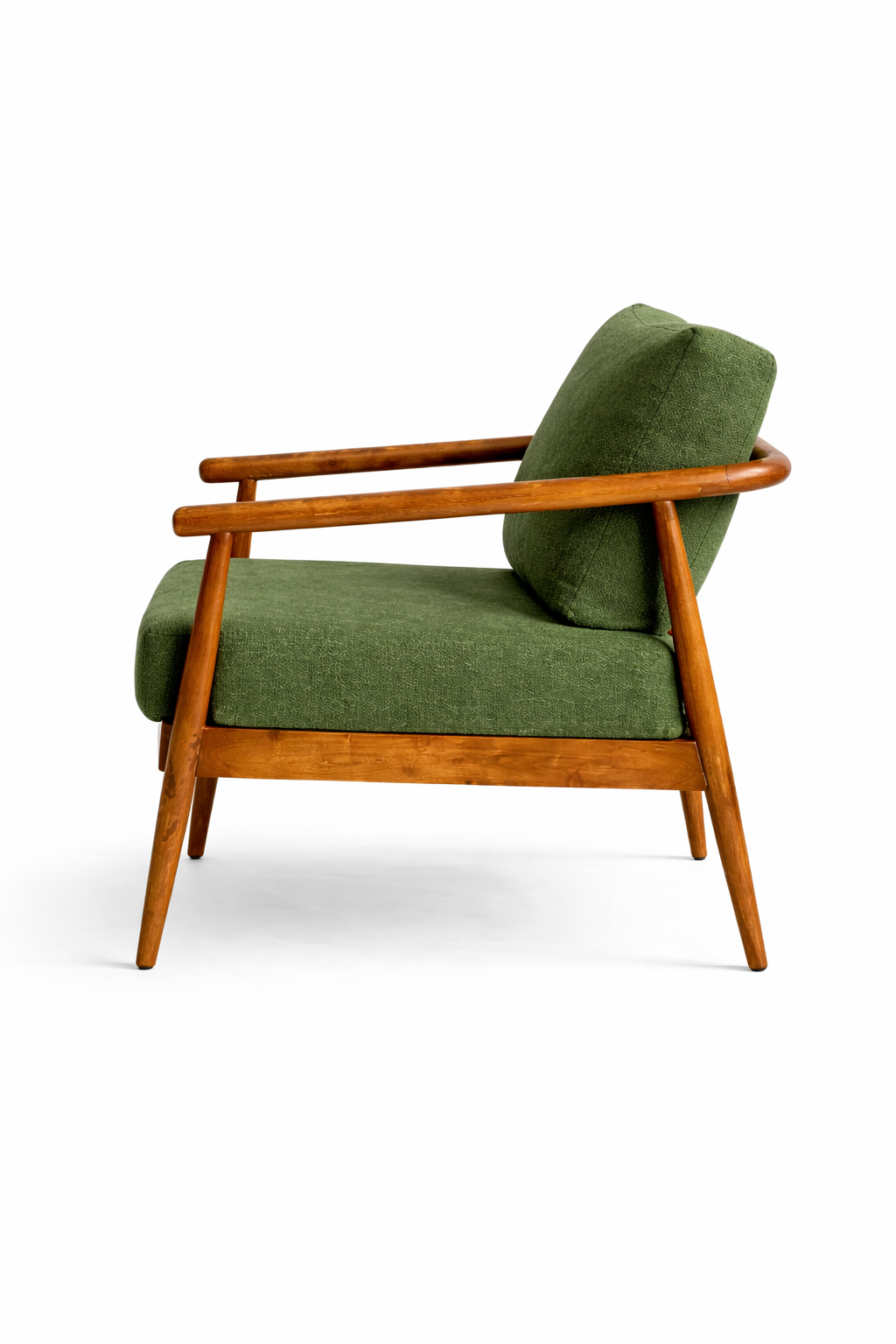 Nordic Comfort Lounge Chair