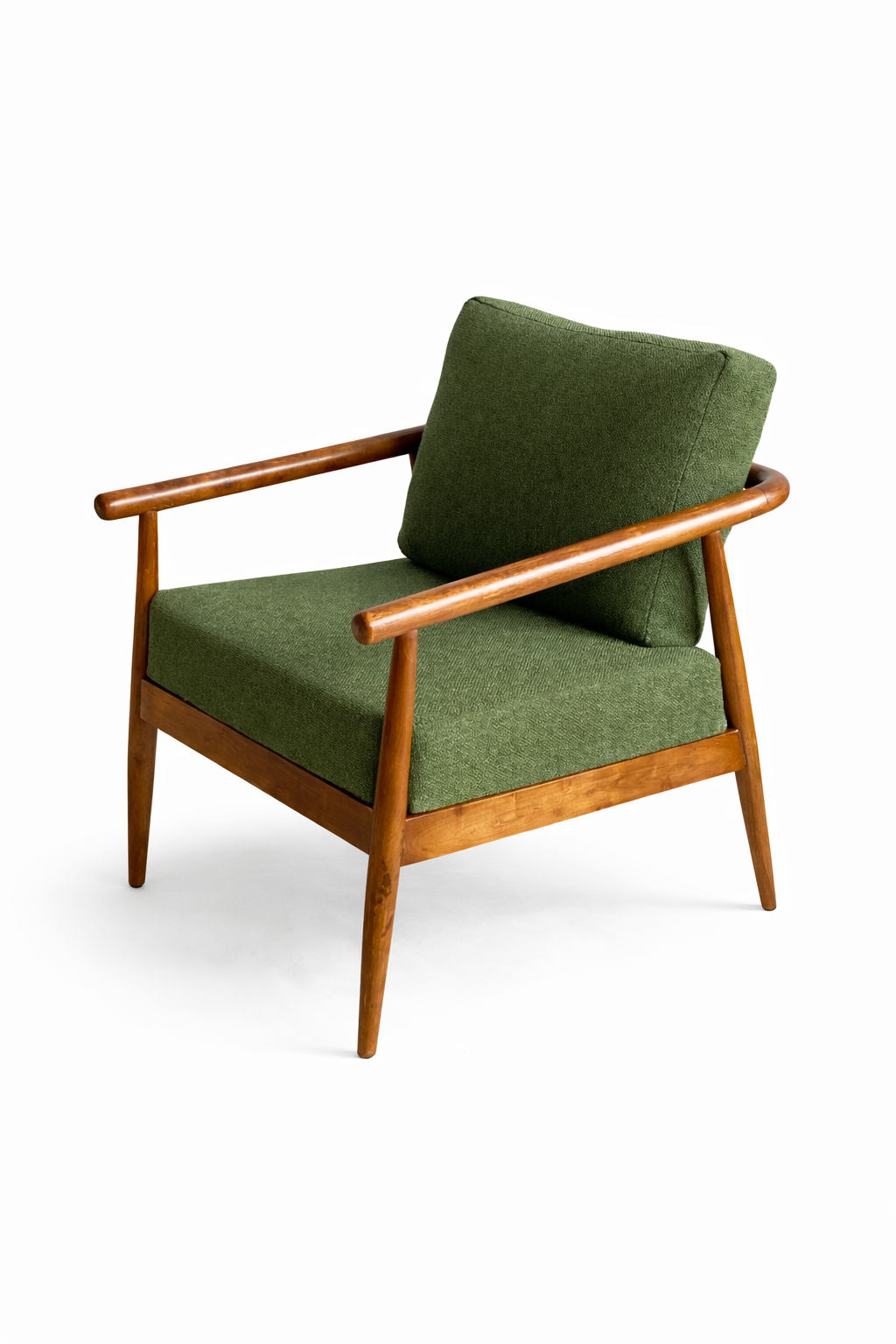 Nordic Comfort Lounge Chair